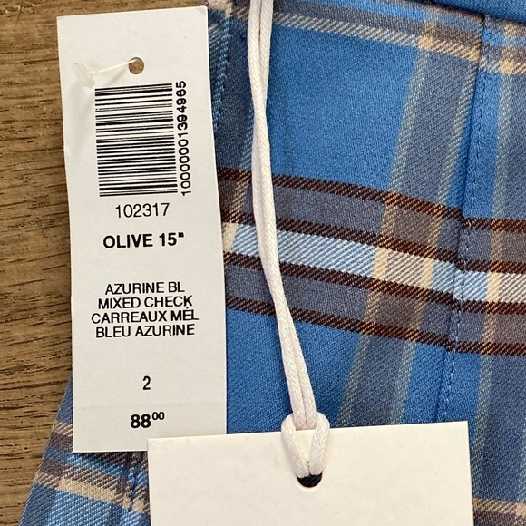 Aritzia - Sundays Best - Olive Mini Skirt - 15” - Size 2 - Picture 8 of 8